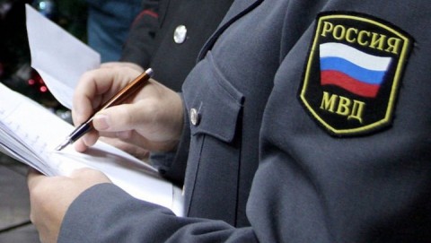 В Среднеколымском районе полицейскими установлен подозреваемый в краже денег из кассы магазина